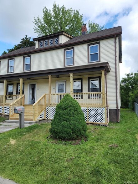 Photo - 406 Tower Ave