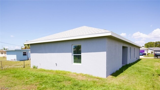 Photo - 3428 Jeffcott St