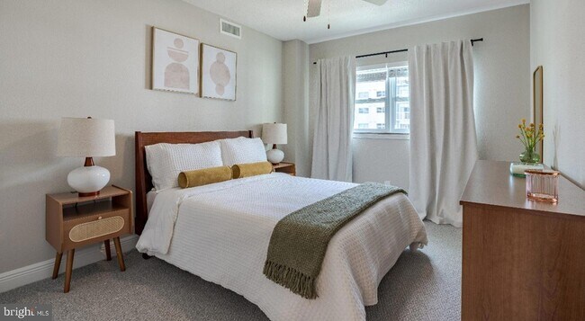 Photo - 4851 Ellin Rd Unit 250