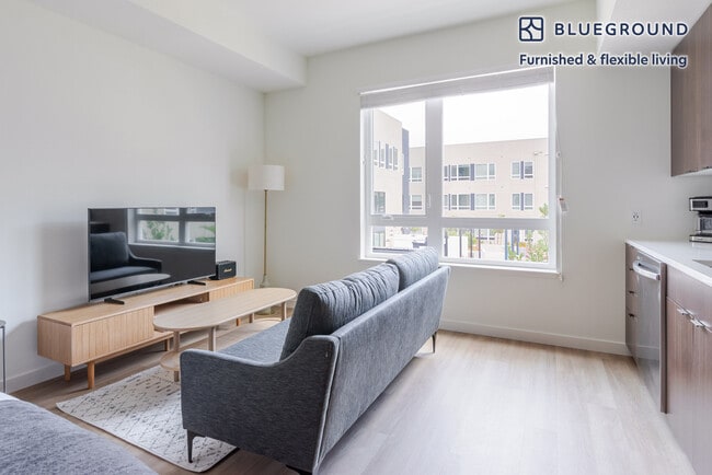 Building Photo - 100 Callan Ave Unit FL4-ID1931