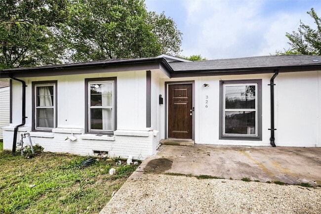 Photo - 326 E Holley St