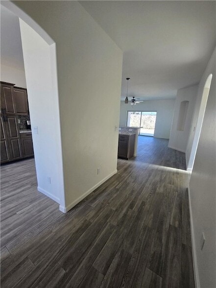 Photo - 2561 N Ridge Ave