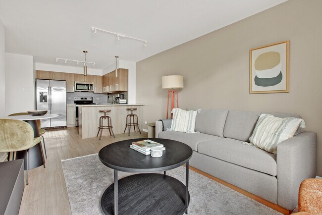 Photo - 903 S Ashland Ave Unit FL12-ID1384