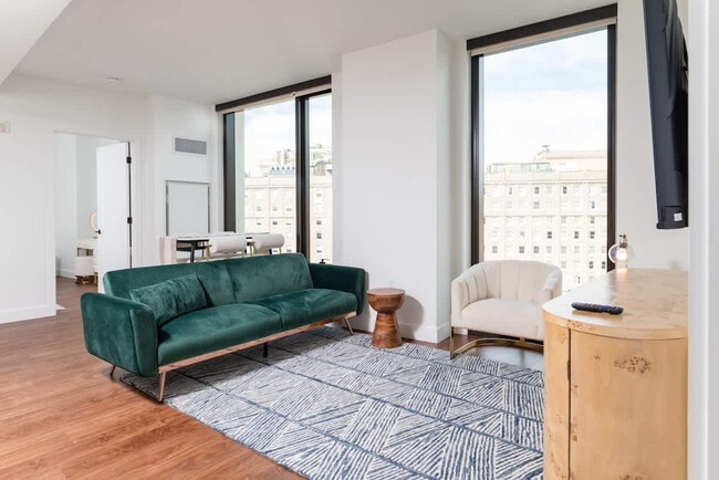 Building Photo - 212 Stuart St Unit SI ID1252120P