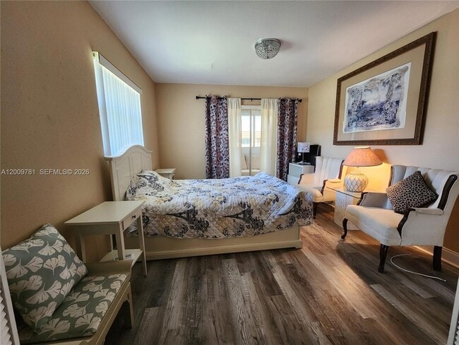 Photo - 232 Saxony Trail Unit 232