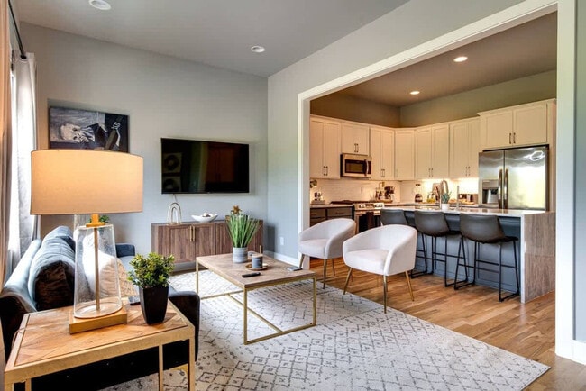 Building Photo - 968 Youngs Ln Unit ID1051747P