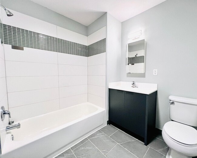 Photo - 160 Lafayette St Unit 52205