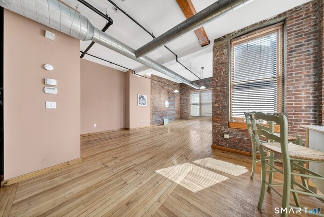 Photo - 325 Lafayette St Unit 1103