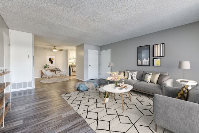 Photo - Kendallwood Apartments