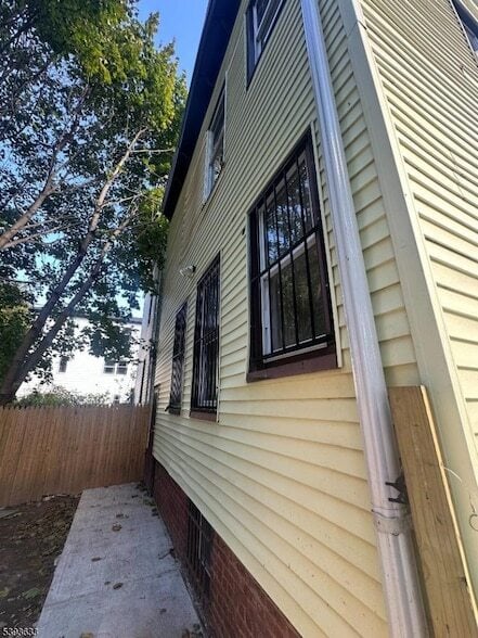 Photo - 307 21st St Unit 2