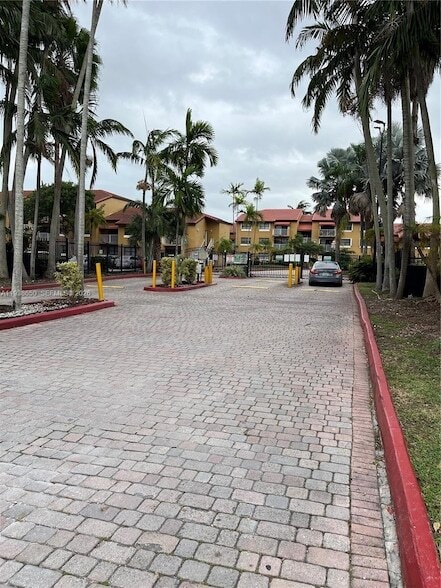 Photo - 15630 SW 80th St Unit I-110