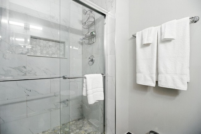 Photo - 1908 Kingsley Dr Unit SI ID1285094P