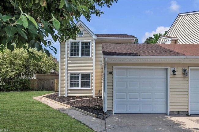 Photo - 10 Warwick Cir