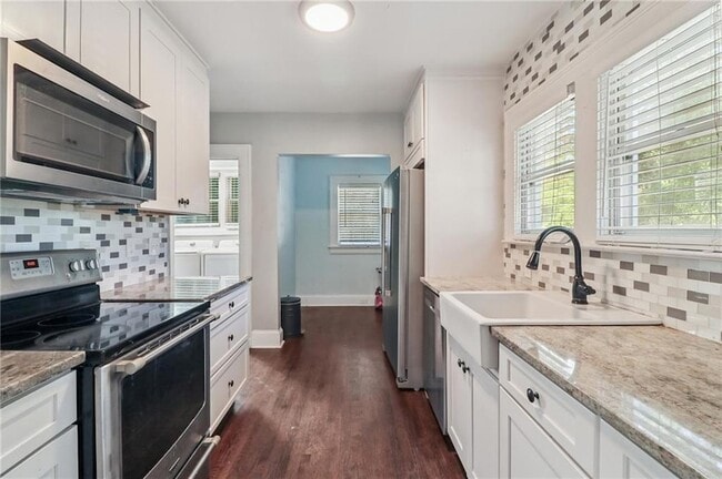 Photo - 2649 Jefferson Terrace