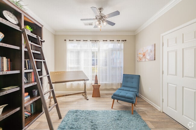 2BR, 2BA - 1,299SF - Office Space - Preston Run Apartments