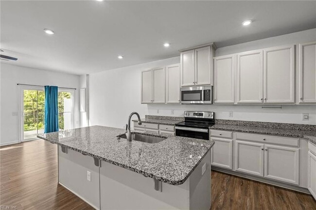 Photo - 109 Capeside Ct