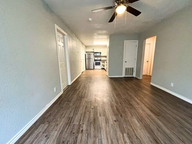 Photo - 1713 NW Irwin Ave