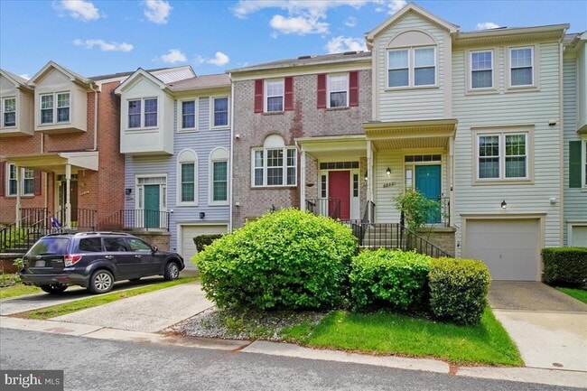 Building Photo - 8830 Thomas Lea Terrace