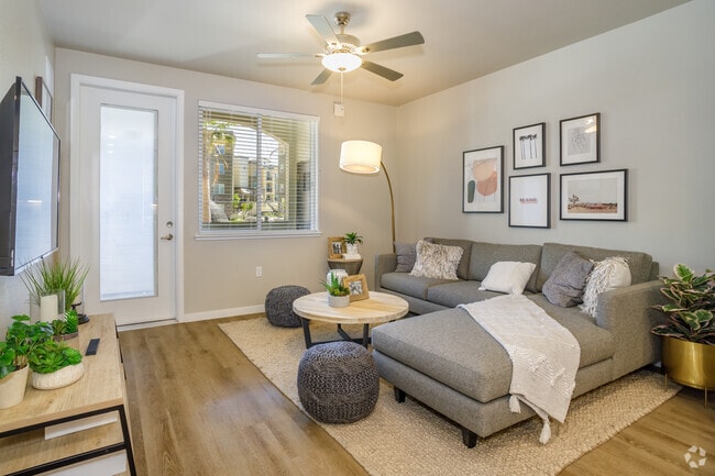 1BR, 1BA - 751SF - Talavera Apartments