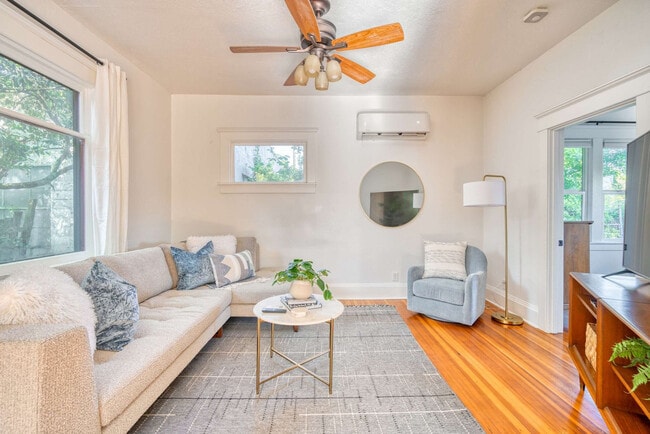 Photo - 4500 NE Garfield Ave. Unit ID1309844P