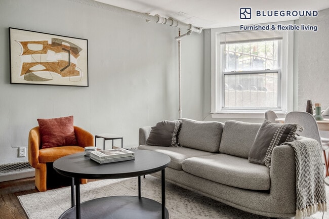 Photo - 45 Carlton St Unit FL-1-ID909