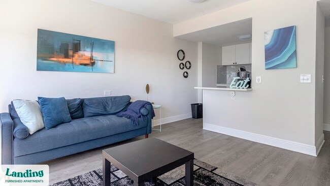 Building Photo - 305 Dr. M.L.K. Jr St S Unit 411.1403633