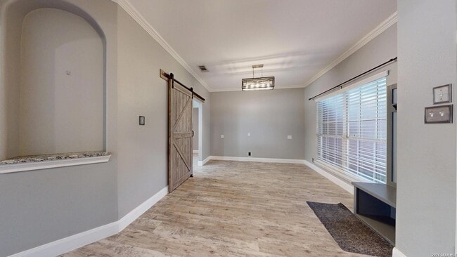 Photo - 1009 Crimson Cove Dr