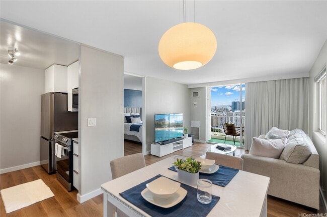 Building Photo - 400 Hobron Ln