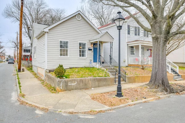 Photo - 1913 Dinwiddie Ave Unit SI ID1386043P
