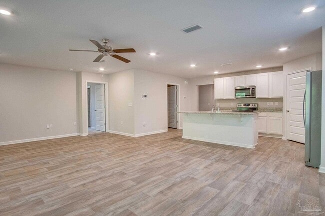 Photo - 7818 Lakeside Oaks Dr