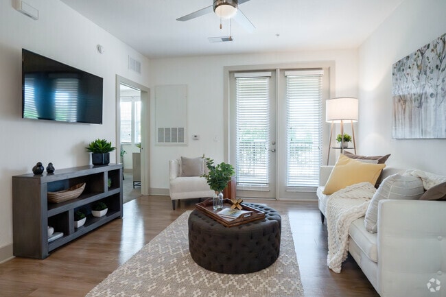 2BD, 2BA - 1,115SF - Living Room - Millennium