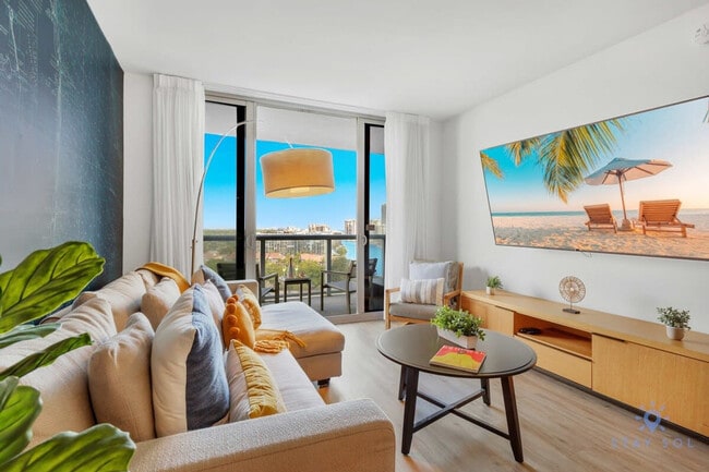 Building Photo - 1180 E Hallandale Beach Blvd Unit ID1227252P