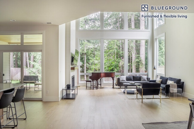 Building Photo - 26077 SE 36th St