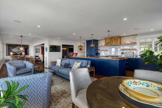 Photo - 912 Peconic Bay Blvd Unit ID1429742P