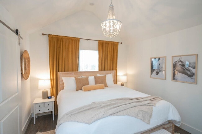 Photo - 106 Walnut Hill Dr Unit ID1312349P