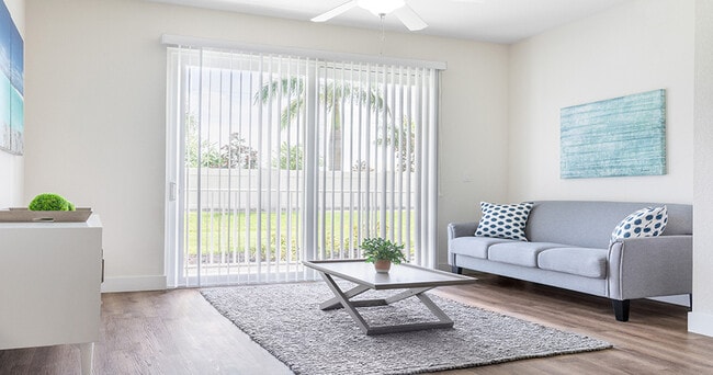 Photo - Milano Lakes