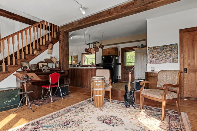 Photo - 1087 State Rd Unit SI ID1492986P