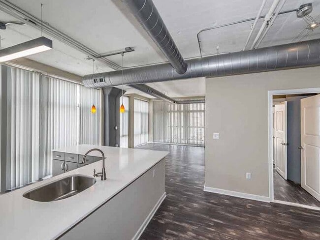 Photo - 222 Saratoga