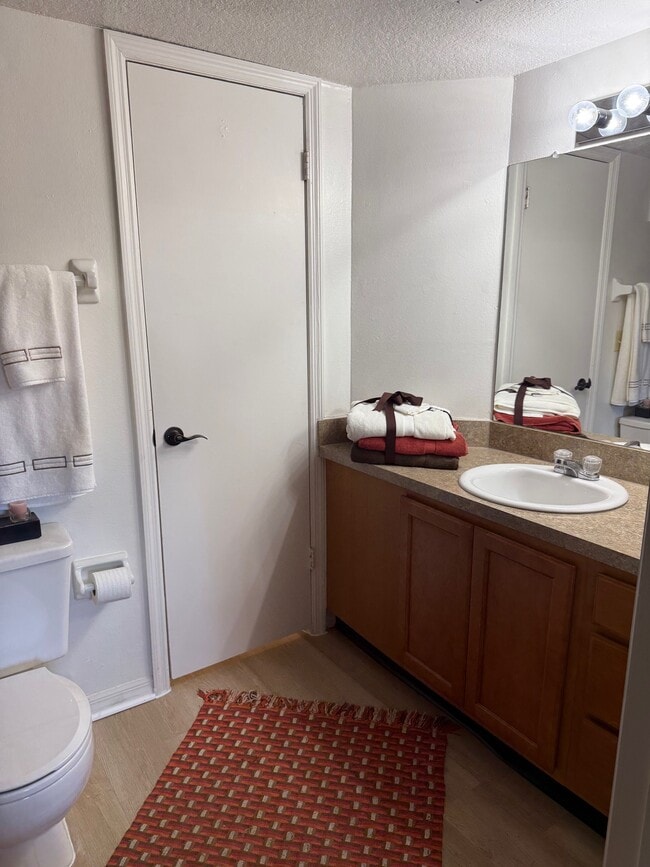 Photo - River Park Apartments