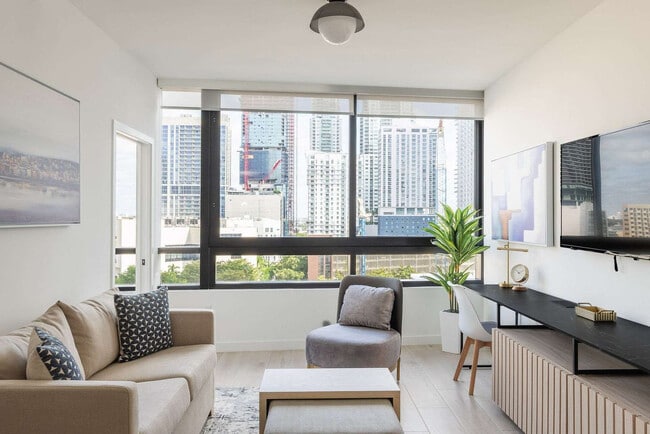 Building Photo - 225 N Miami Ave Unit SI ID1515057P