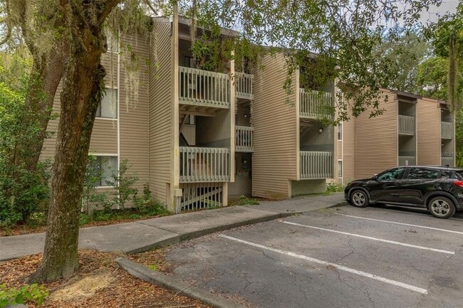 Building Photo - 83 SE 16th Ave Unit E303