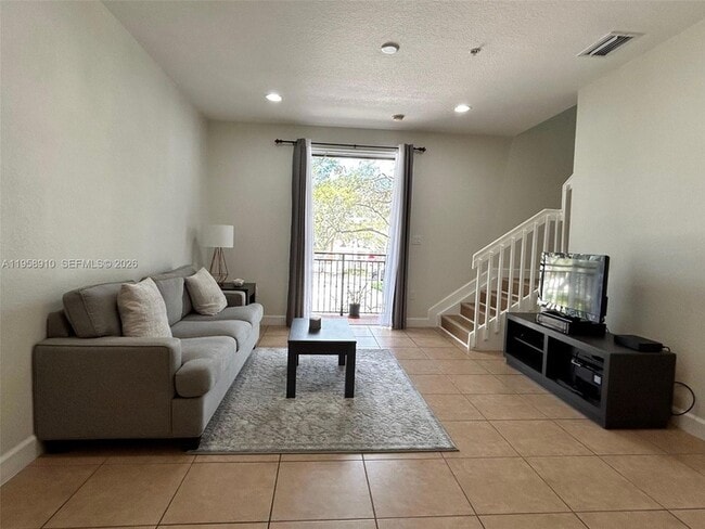 Photo - 430 SW 147th Ave Unit 430