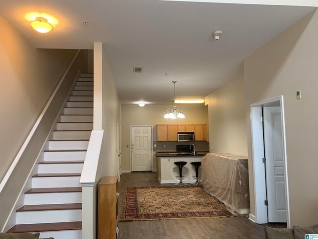 Photo - 2020 5th Ave S