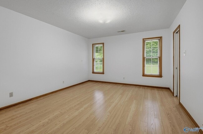 Photo - 9010 Cannstatt Dr SE