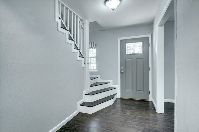 Photo - 1104 Shady Pine Ct