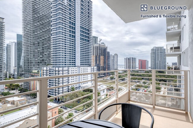 Photo - 110 SW 12th St Unit SI FL18-ID69