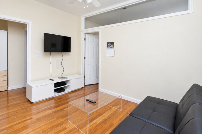 Photo - 337 E 81st St Unit SI ID1032066P
