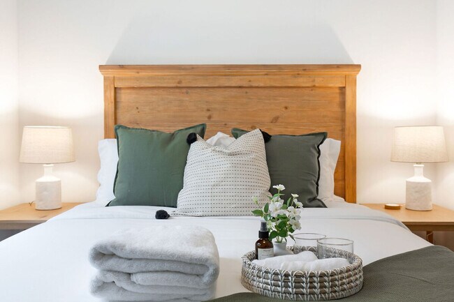 Photo - 626 10th Ave E Unit ID1036000P