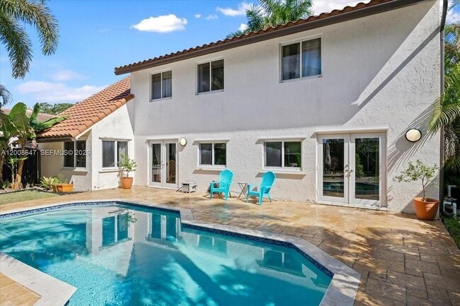 Photo - 2560 Bass Way