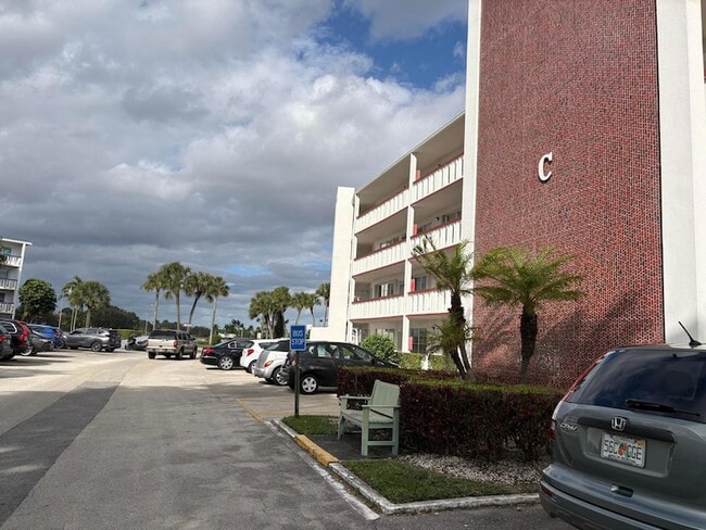 Photo - 202 Greenbrier C Unit 2020